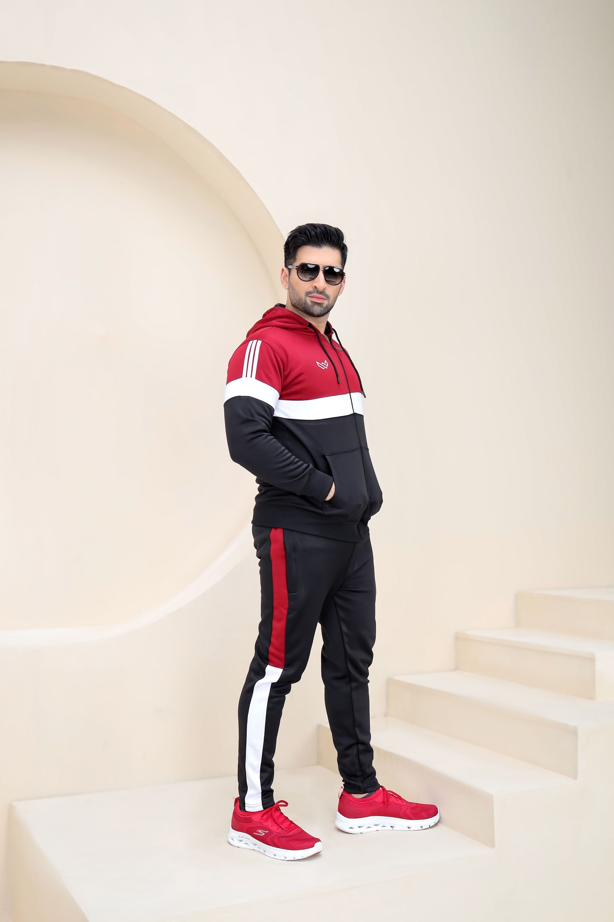 Dynamic Fusion Winter - Red/Black Tracksuit